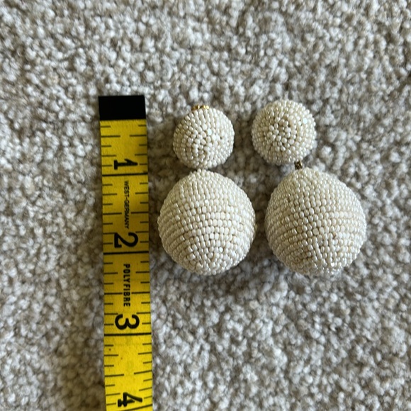 Deepa Gurnani Teslana Earrings - Picture 3 of 4